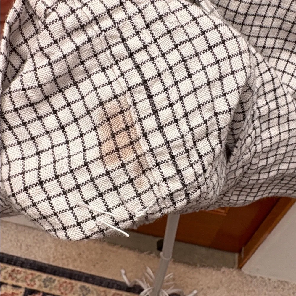 Not Perfect Linen tunic - Picture 6 of 9